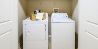 Woodmont Place Gallery 31