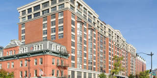 The Esquire on Fifth Gallery 22