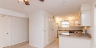5133 Middlecoff Gallery 5