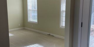 Luxury Living in The Knolls Gallery 3