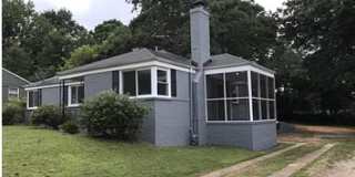 3 Bedroom Home with Large Yard – Minutes from Downtown Greenville Gallery 1