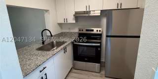 1220 NW 103rd Ln Gallery 1