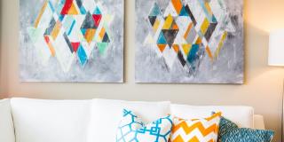 iLuminate Gallery 12