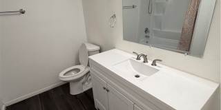 1101 W Macarthur Blvd Gallery 20