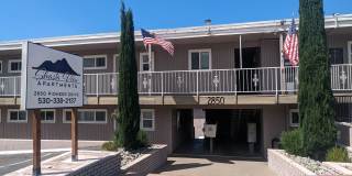 2 BED/1 BATH W/ PRIVATE BALCONY Gallery 1