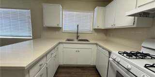 2460 Lakeside Drive Gallery 5
