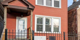 2237 S Sacramento Avenue Gallery 1