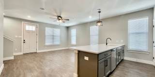 918 N LBJ Dr Gallery 3