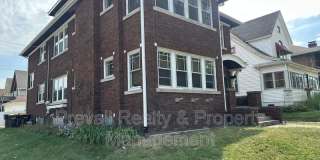 127 Regan Street Gallery 1