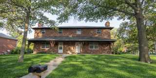 Southern Columbia Duplex (Two Car Garage) Gallery 1