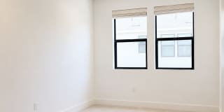 114 8th Street Gallery 12