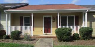 2 BR Townhome! Looks Great! Gallery 1
