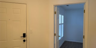 350 Northwest Drive Gallery 8