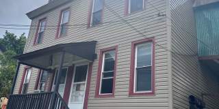 508 Willowbank Street Gallery 1