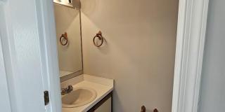 33 FIELDSTONE Court Gallery 7