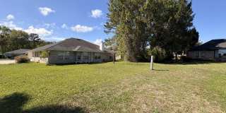 15677 MOSS HOLLOW Drive Gallery 38