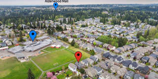 Modern Lynnwood Home with Flexible Bonus Space and Fenced Backyard Gallery 20