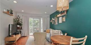 Room in 2 Bedroom Home at Donatello Ave Gallery 29