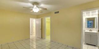 10955 YOGI BERRA Circle Gallery 19