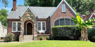 1046 Rosewood Dr Ne Gallery 1