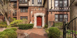 415 CITY Avenue Gallery 33