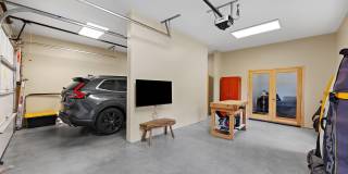 202 Windemere Road Gallery 64