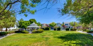 2 Story 2 Bedroom Gated Community Amazing Location Gallery 35