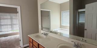 4 Bedroom home in Bent Creek Subdivision Gallery 10