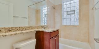 4863-67 N Hermitage Gallery 14