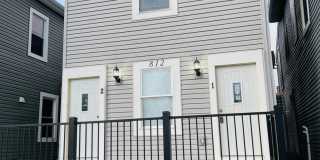 812 Brown St Gallery 1