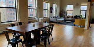 Lee Lofts Gallery 20