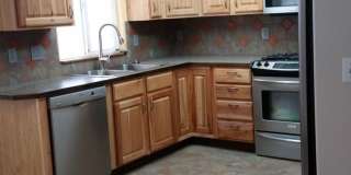 Beautiful Home with Hobby Shop and RV PARKING Gallery 10