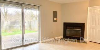 18231 Fox Chase Cir Gallery 32