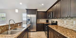 2321 W Beach St- Available 6/5/26 Gallery 10