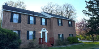 5283 Ilchester Road Gallery 1