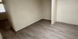 906 S Farmer Gallery 8