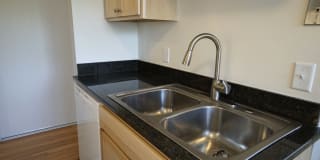 Como Lakes Apartments Gallery 19