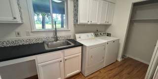 ~5 bedroom in a Picturesque Country Setting~ Gallery 13