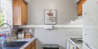 321 Hackett Blvd unit: 2 Gallery 12