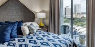 The Catherine Gallery 38