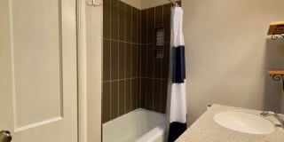 2123 Sprunt Avenue Gallery 25