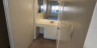 Spacious 2 Bed / 2 Bath with Large Balcony – Pet Friendly! Gallery 15