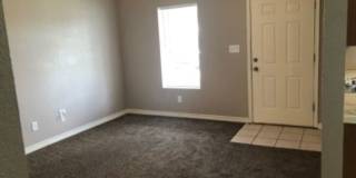 La Place 5th St Gallery 40