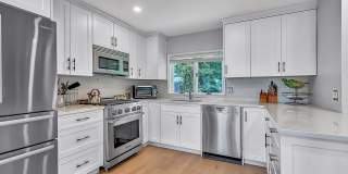 637 Beacon Boulevard Gallery 12