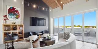 Avalon Lowry Gallery 44