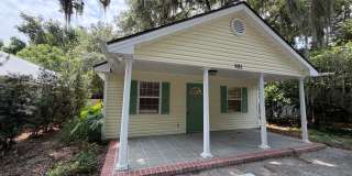 501 Pine Street St Simons Island, GA 31522 Gallery 1