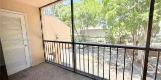 450 Commodore Dr Gallery 10