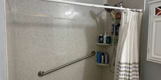 4 Bed 2 Bath Handicap Accessible Home In Woodhaven Gallery 21
