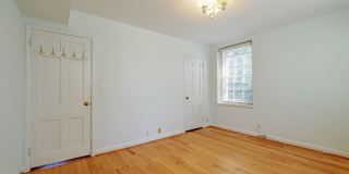 Sunny & Renovated 2BR 1BA in NW DC McLean Gardens Oasis! Gallery 17
