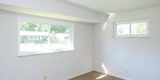White Oak - Charming 3bed ranch w fenced yard and garage Gallery 13